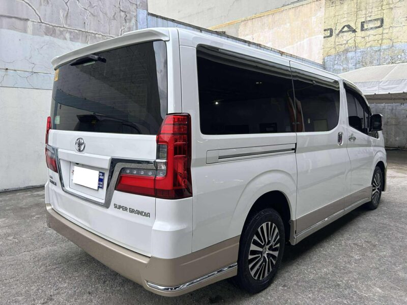 2023 TOYOTA HI ACE SUPER GRANDIA LEATHER 2.8L DIESEL AUTOMATIC TRANSMISSION