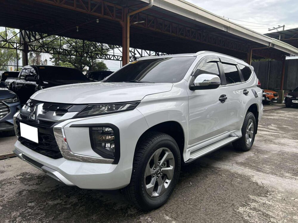 2025 MITSUBISHI MONTERO GLX 798KMS ONLY MANUAL TRANSMISSION