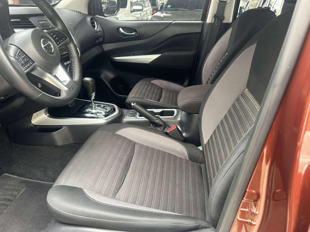 2024 NISSAN NAVARA VE 4TKM ONLY AUTOMATIC TRANSMISSION