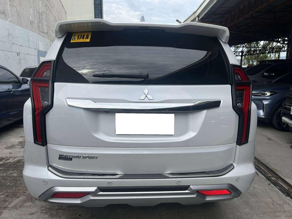 2025 MITSUBISHI MONTERO GLX 798KMS ONLY MANUAL TRANSMISSION