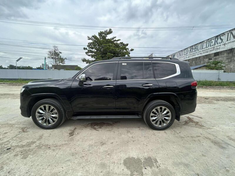 2022 TOYOTA LC 300 ZX 3.3Liter V6 TWIN TURBO AUTOMATIC TRANSMISSION