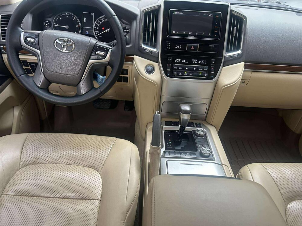 2017 TOYOTA LC200 PREMIUM 4.5L V8 DIESEL AUTOMATIC TRANSMISSION
