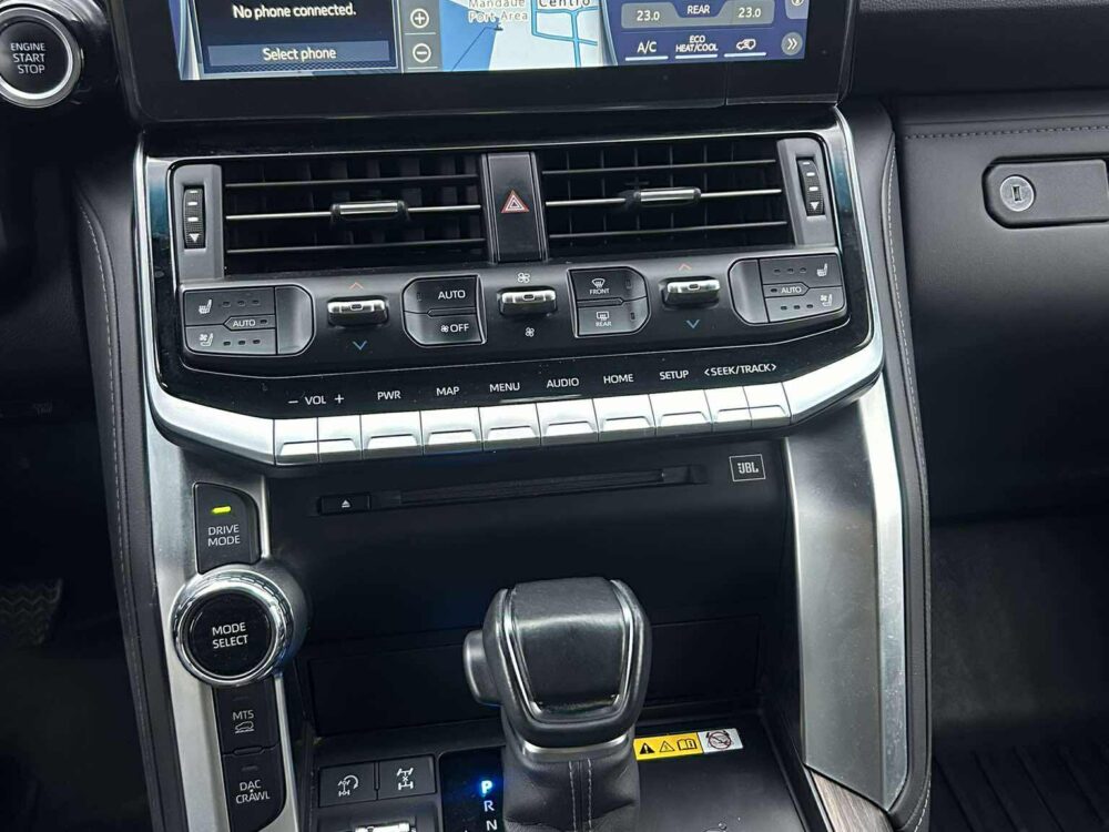2022 TOYOTA LC 300 ZX 3.3Liter V6 TWIN TURBO AUTOMATIC TRANSMISSION