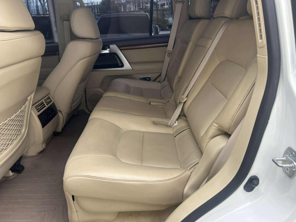 2017 TOYOTA LC200 PREMIUM 4.5L V8 DIESEL AUTOMATIC TRANSMISSION