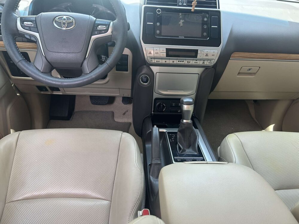 2018 TOYOTA LANDCRUISER PRADO 15TKM ONLY!!!! AUTOMATIC TRANSMISSION