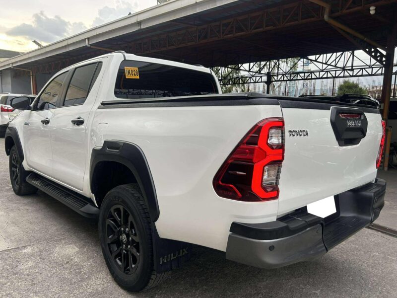 2022 TOYOTA HILUX CONQUEST 2.8L DIESEL 4x4 MANUAL TRANSMISSION