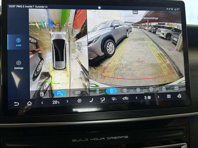 2025 BYD EMAX7 PREMIUM 1700KM ONLY