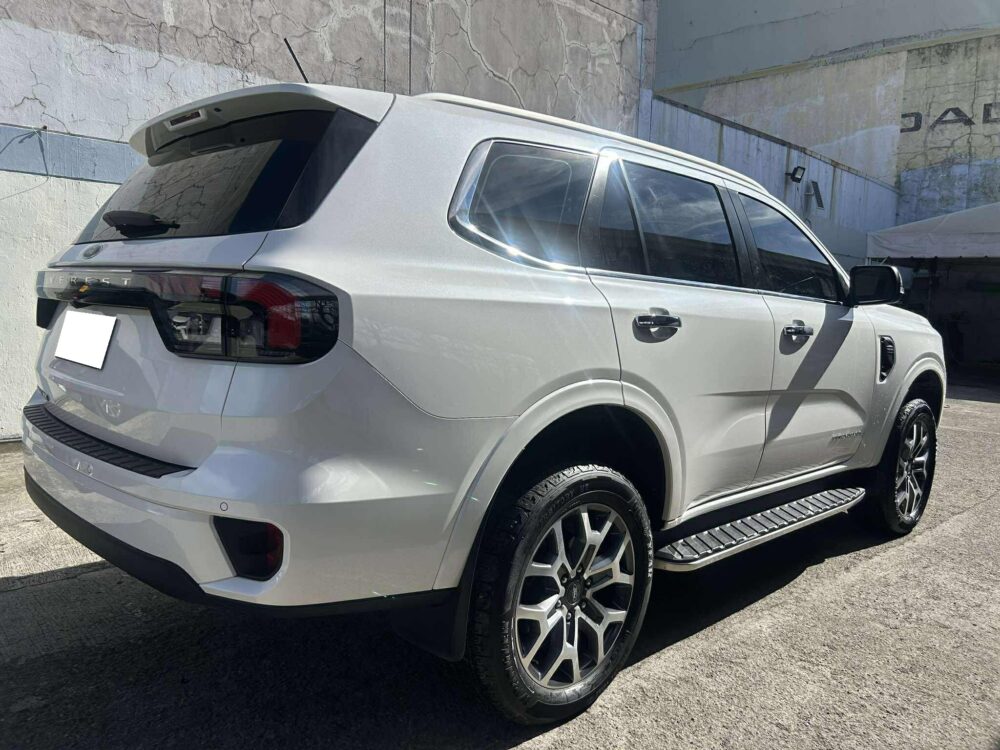 2023 NEXT GEN FORD EVEREST TITANIUM 15TKM ONLY!!! 4x2 2.0L TURBO AUTOMATIC TRANSMISSION