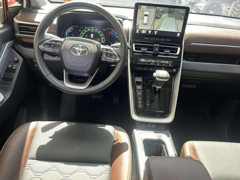 2024 TOYOTA INNOVA ZENIX Q 9TKM ONLY HYBRID AUTOMATIC TRANSMISSION