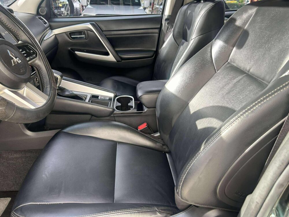 2025 MITSUBISHI MONTERO GLS 10TKM ODO AUTOMATIC TRANSMISSION