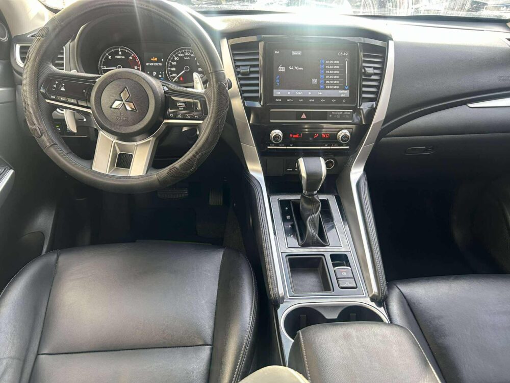 2025 MITSUBISHI MONTERO GLS 10TKM ODO AUTOMATIC TRANSMISSION
