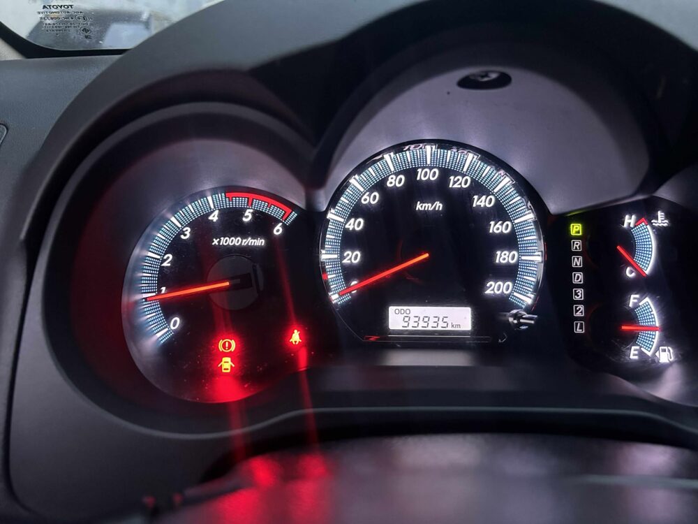2014 TOYOTA FORTUNER 2.5L DIESEL V AUTOMATIC TRANSMISSION