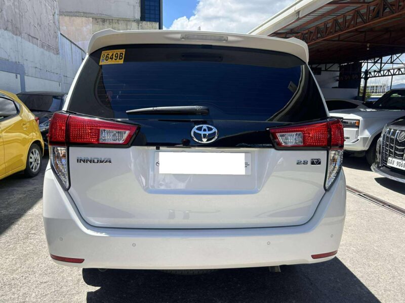 2026 TOYOTA INNOVA V 1TKM ONLY!!! AUTOMATIC TRANSMISSION