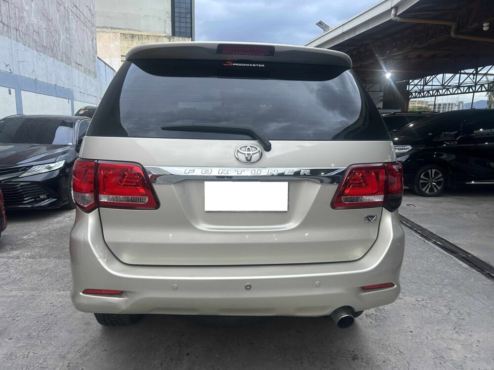 2014 TOYOTA FORTUNER 2.5L DIESEL V AUTOMATIC TRANSMISSION