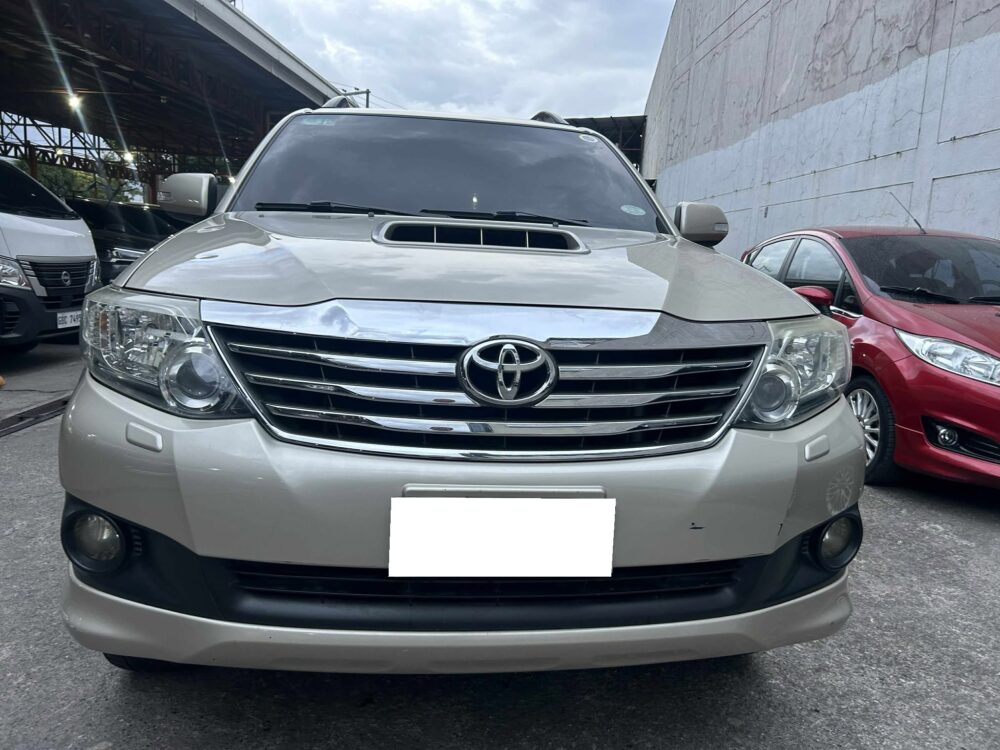 2014 TOYOTA FORTUNER 2.5L DIESEL V AUTOMATIC TRANSMISSION