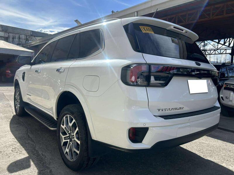 2023 NEXT GEN FORD EVEREST TITANIUM 15TKM ONLY!!! 4x2 2.0L TURBO AUTOMATIC TRANSMISSION