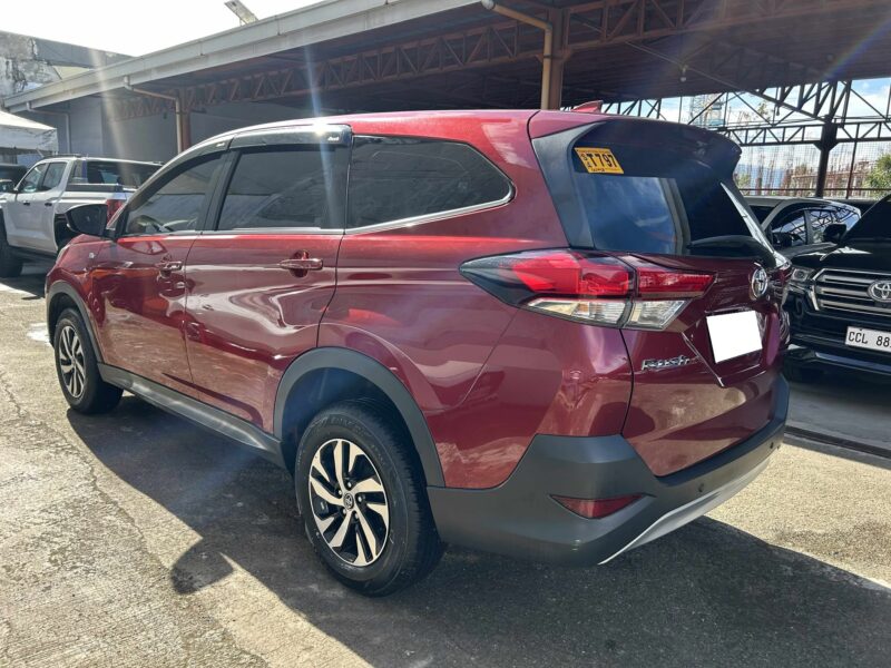 2022 TOYOTA RUSH E 8TKM ONLY!!!! MANUAL TRANSMISSION
