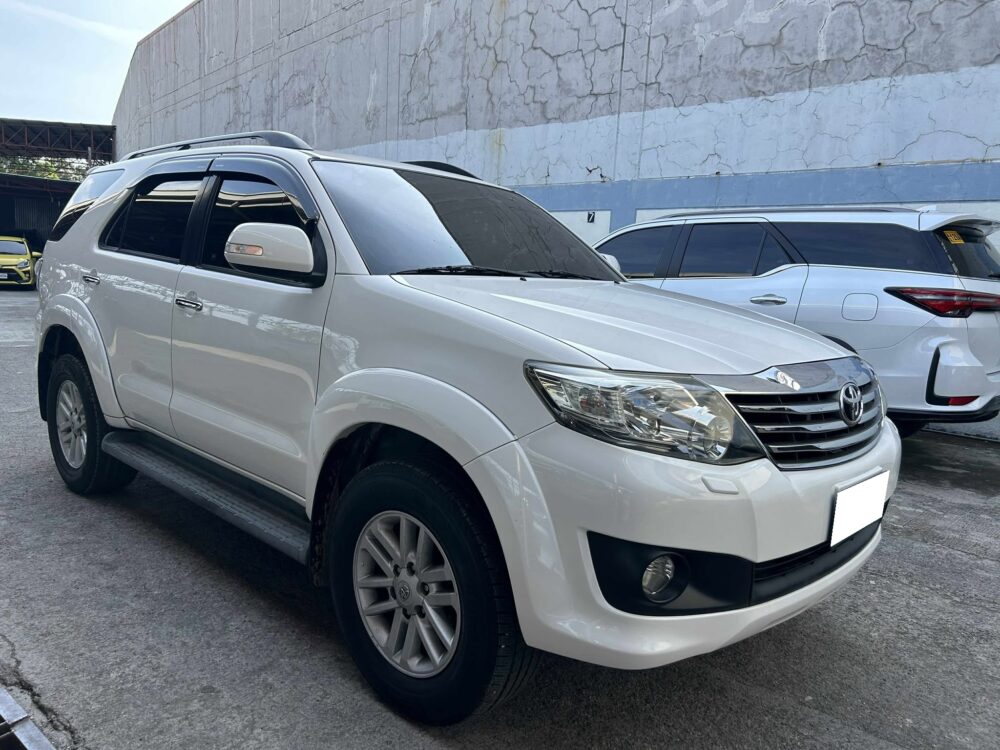 2012 TOYOTA FORTUNER 2.5L G DIESEL 66TKM ONLY AUTOMATIC TRANSMISSION