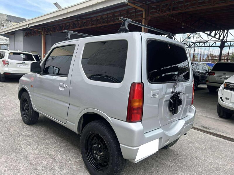 2010 SUZUKI JIMNY MANUAL TRANSMISSION