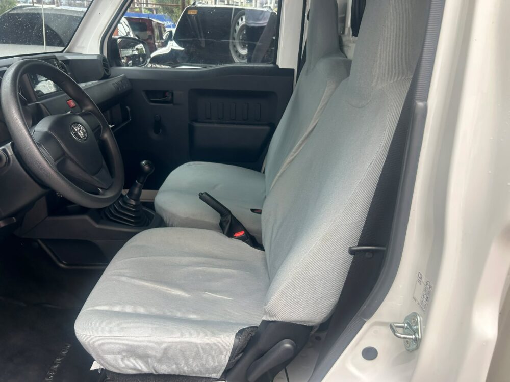 2025 TOYOTA TAMARAW FX 2.4L DIESEL ENGINE 4TKM ONLY MANUAL TRANSMISSION