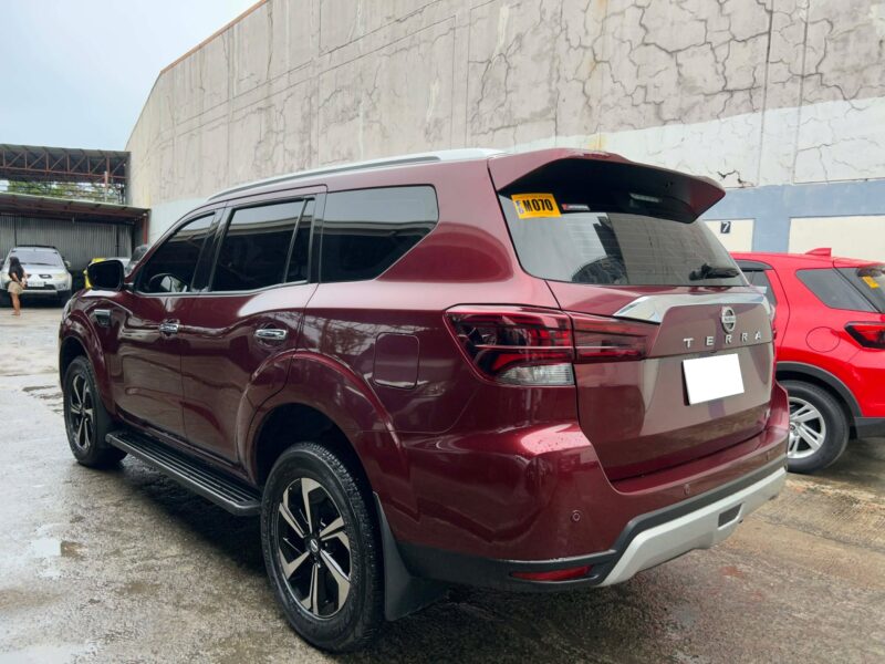 2024 NISSAN TERRA VL 4TKM ONLY!!!! 2.5L DIESEL AUTOMATIC TRANSMISSION