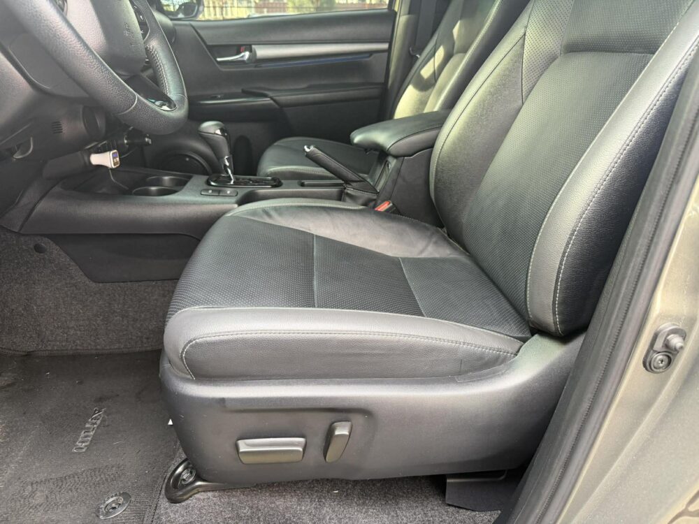 2024 TOYOTA HILUX CONQUEST V 2.4L DIESEL AUTOMATIC TRANSMISSION