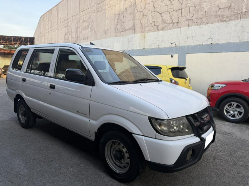 2013 ISUZU CROSSWIND XL 2.5L DIESEL MANUAL TRANSMISSION