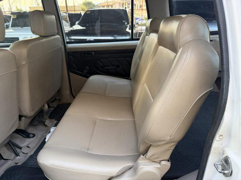 2013 ISUZU CROSSWIND XL 2.5L DIESEL MANUAL TRANSMISSION