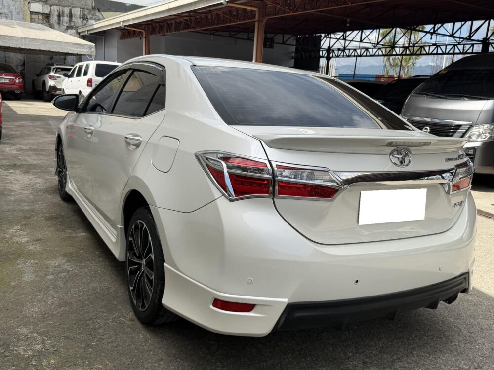 2017 TOYOTA ALTIS 2.0L V 39TKM ONLY AUTOMATIC TRANSMISSION