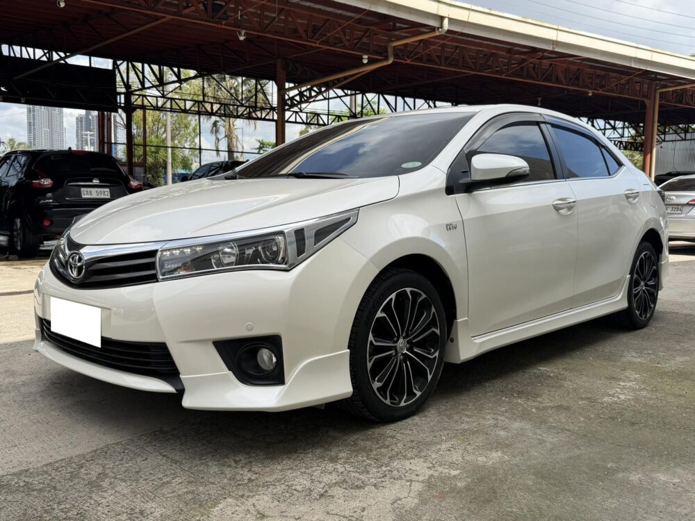 2017 TOYOTA ALTIS 2.0L V 39TKM ONLY AUTOMATIC TRANSMISSION