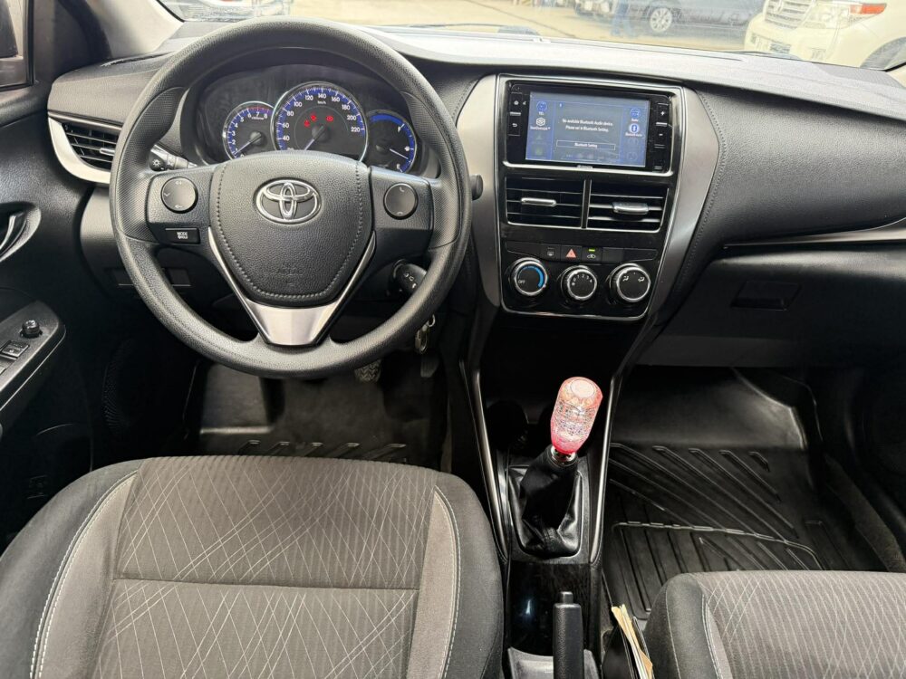 2022 TOYOTA VIOS XLE MANUAL TRANSMISSION
