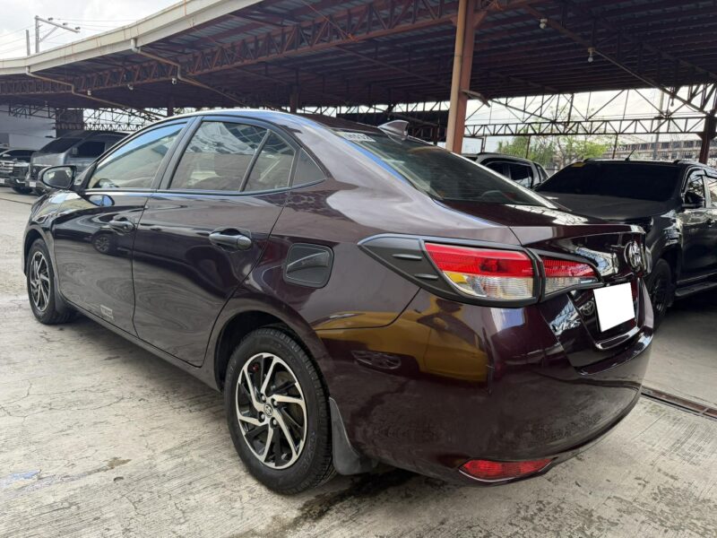 2022 TOYOTA VIOS XLE MANUAL TRANSMISSION