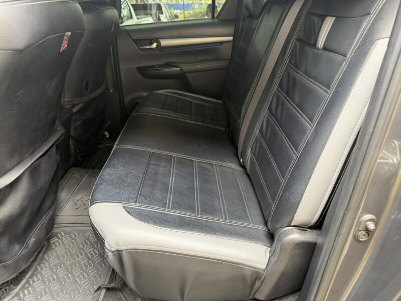 2023 TOYOTA HILUX CONQUEST 2.8L 4x4 AUTOMATIC TRANSMISSION