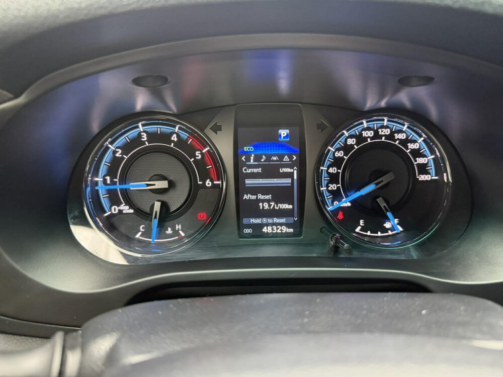 2023 TOYOTA HILUX CONQUEST 2.8L 4x4 AUTOMATIC TRANSMISSION