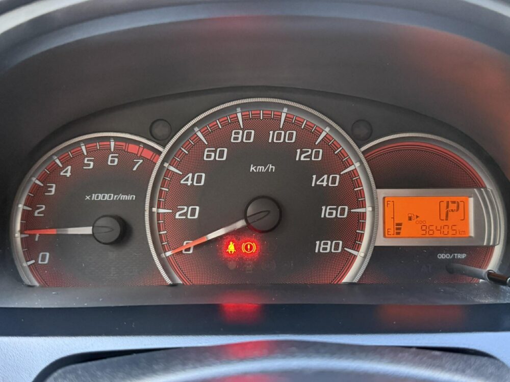 2013 TOYOTA AVANZA 1.3L E AUTOMATIC TRANSMISSION