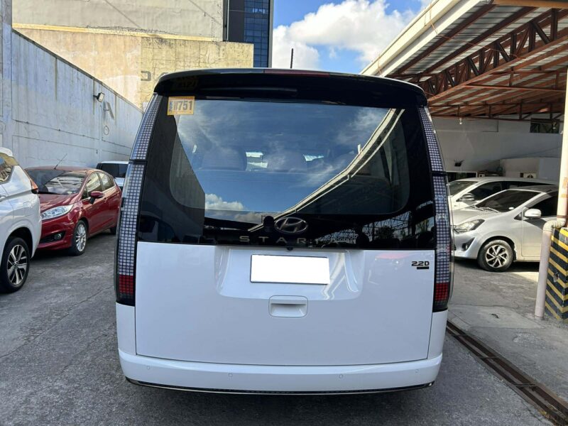 2023 HYUNDAI STARIA 2.2L PREMIUM AWD 19TKMS ONLY AUTOMATIC TRANSMISSION