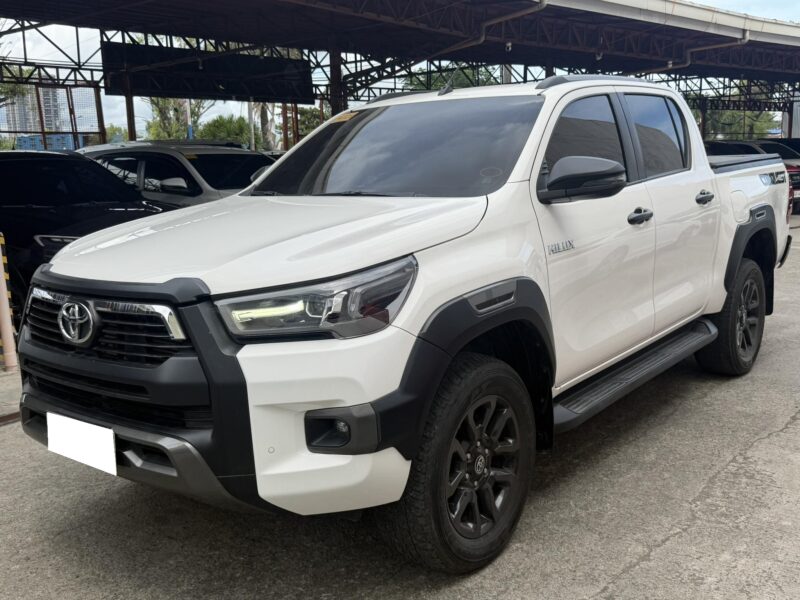 2022 TOYOTA HILUX CONQUEST 2.8L DIESEL 4x4MANUAL TRANSMISSION