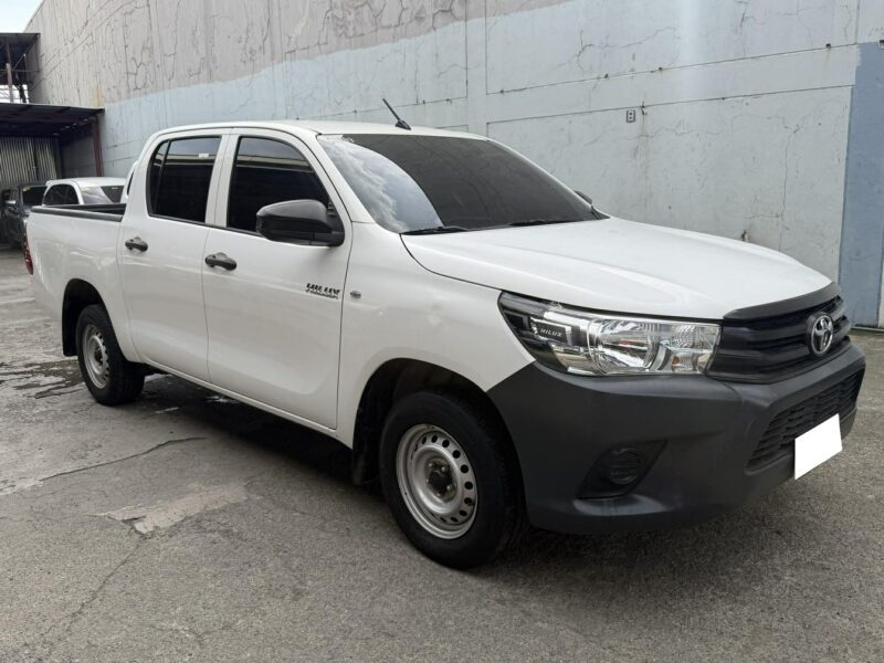 2020 TOYOTA HILUX J 2.4L 4X2 MANUAL TRANSMISSION