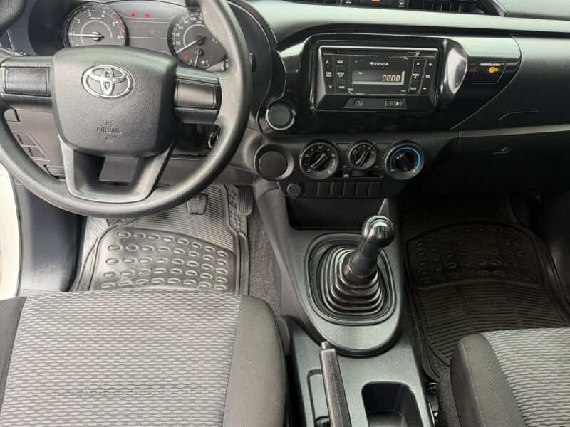 2020 TOYOTA HILUX J 2.4L 4X2 MANUAL TRANSMISSION