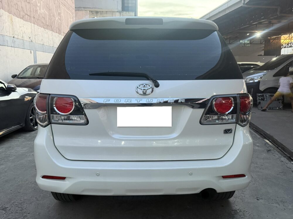 2015 TOYOTA FORTUNER 2.5L V BLACK EDITION AUTOMATIC TRANSMISSION