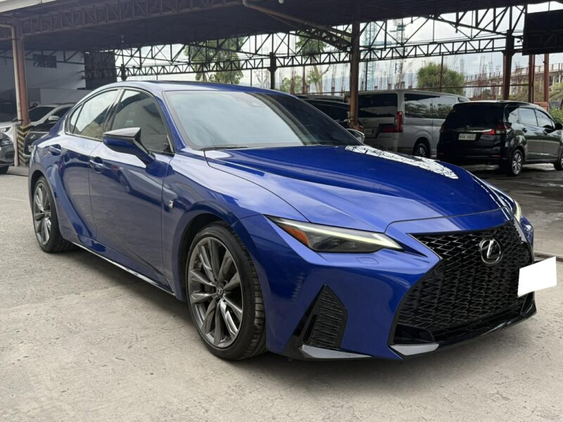 2022 LEXUS IS350 F-SPORT | 3.5L V6 | 26K KMS ONLY