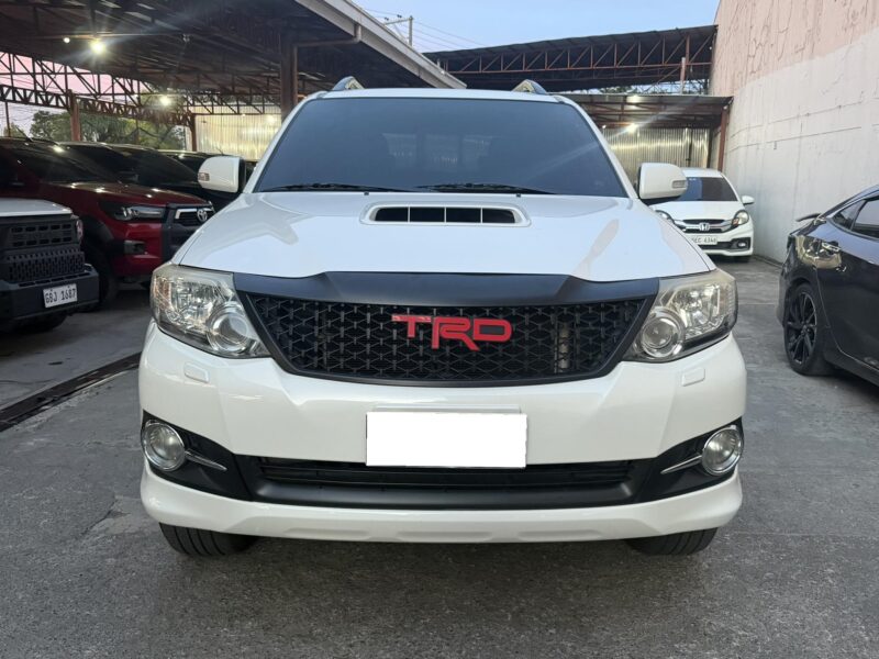 2015 TOYOTA FORTUNER 2.5L V BLACK EDITION AUTOMATIC TRANSMISSION