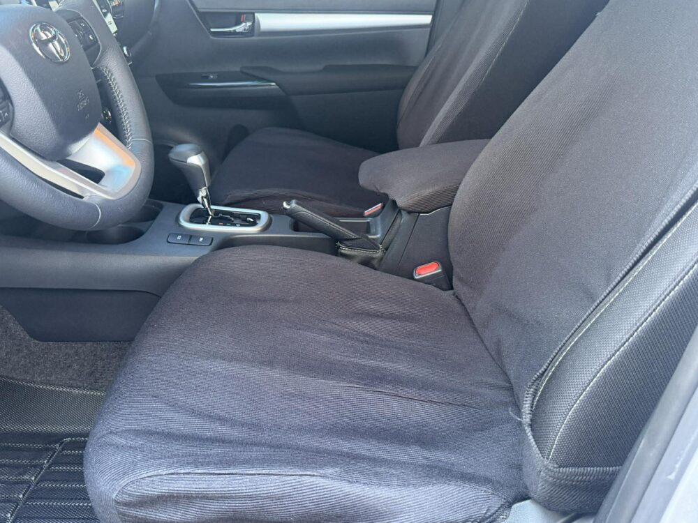 2025 TOYOTA HILUX G 2.4L 4X2 6TKMS ONLY AUTOMATIC TRANSMISSION