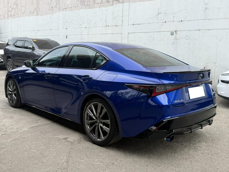 2022 LEXUS IS350 F-SPORT | 3.5L V6 | 26K KMS ONLY