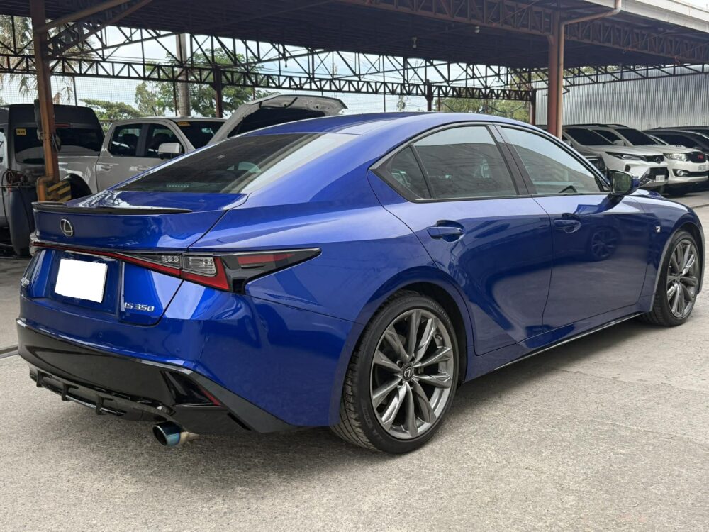 2022 LEXUS IS350 F-SPORT | 3.5L V6 | 26K KMS ONLY