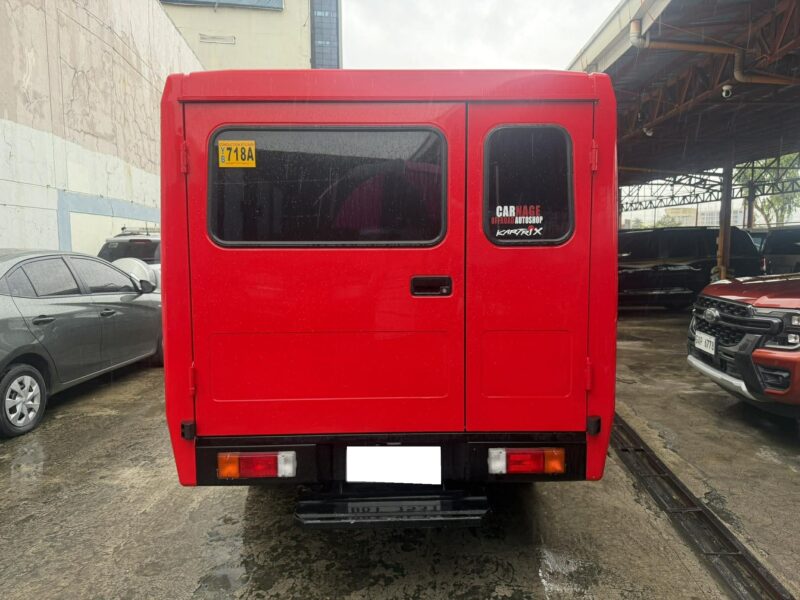 2025 TOYOTA HILUX TAMARAW 2.4 FX MANUAL TRANSMISSION