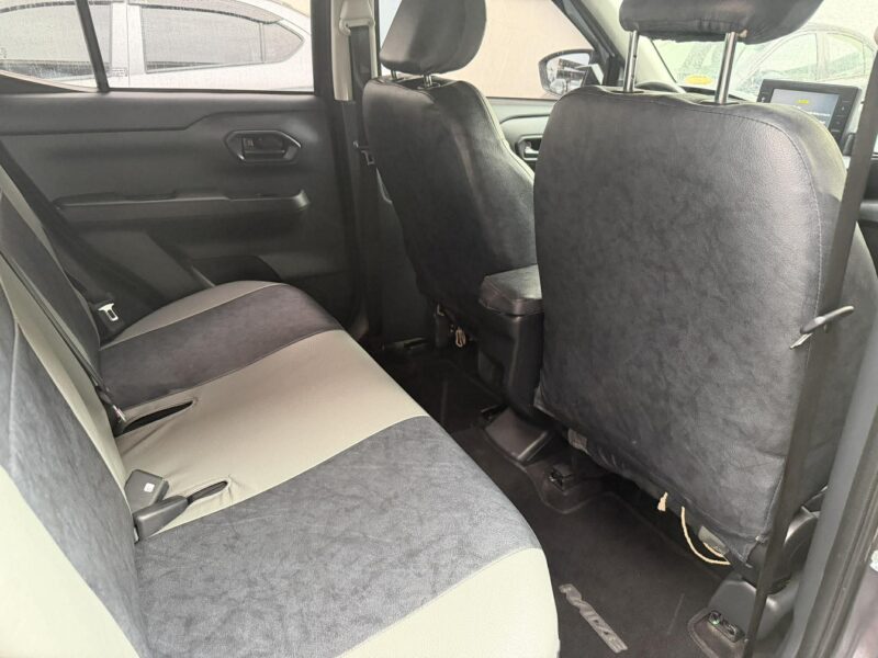 2023 TOYOTA RAIZE 1.2L E MANUAL TRANSMISSION