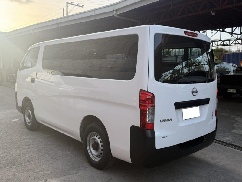 2023 NISSAN URVAN 2.5L MANUALTRANSMISSION