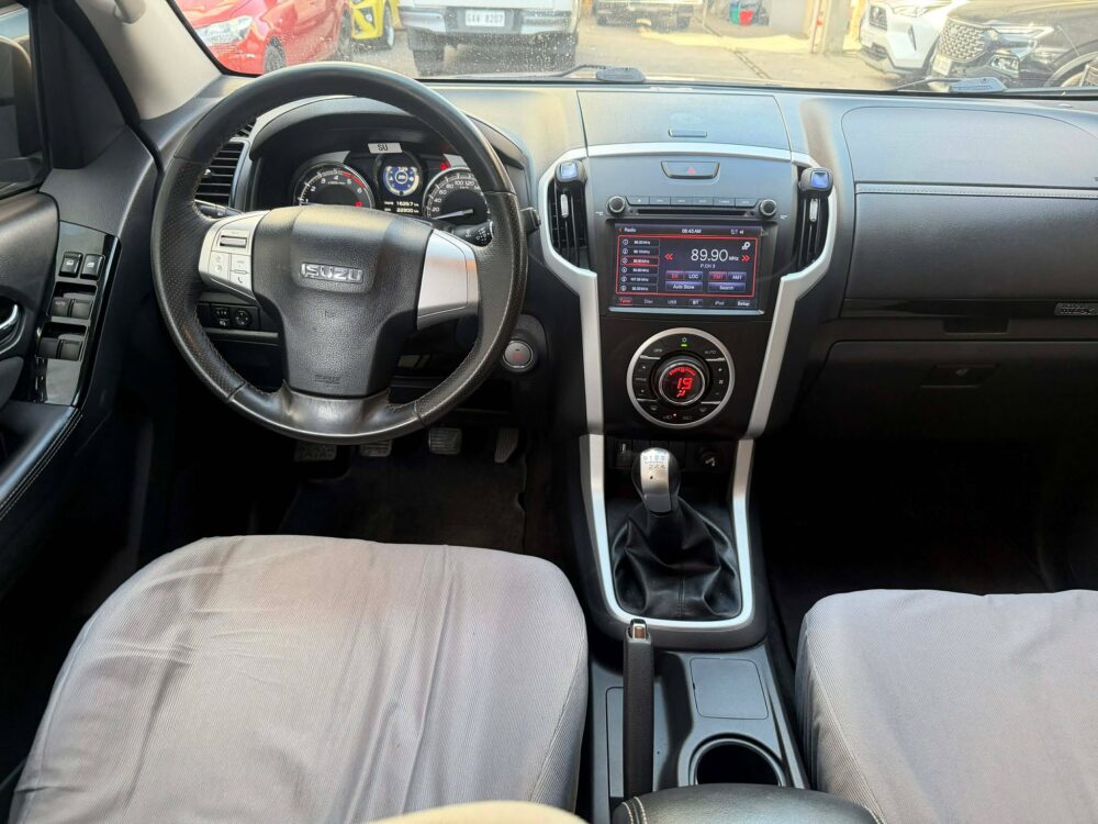 2020 ACQ ISUZU MUX 1.9L RZ4E BLUEPOWER 22TKMS ONLY MANUAL TRANSMISSION