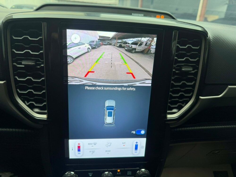 2023 NEXT GEN FORD EVEREST TREND 2.0L 4X2 AUTOMATIC TRANSMISSION